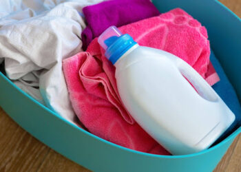 Benefits of Liquid Fabric Softener: Why Your Laundry Feels Softer & Smells Fresher