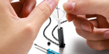 Understanding Memorial Jewelry — A Gentle Guide